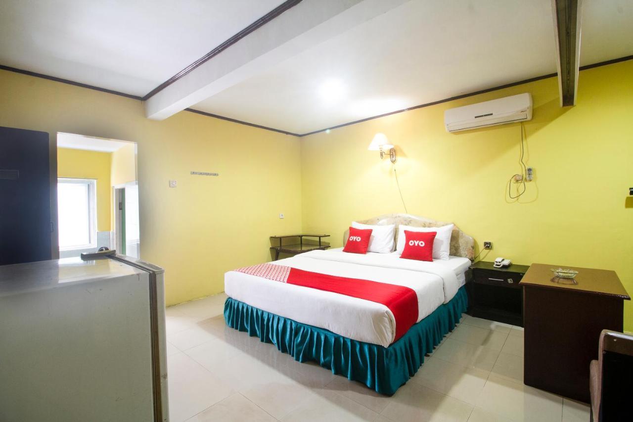 Oyo 3104 Wisata Hotel Ambon Exterior foto