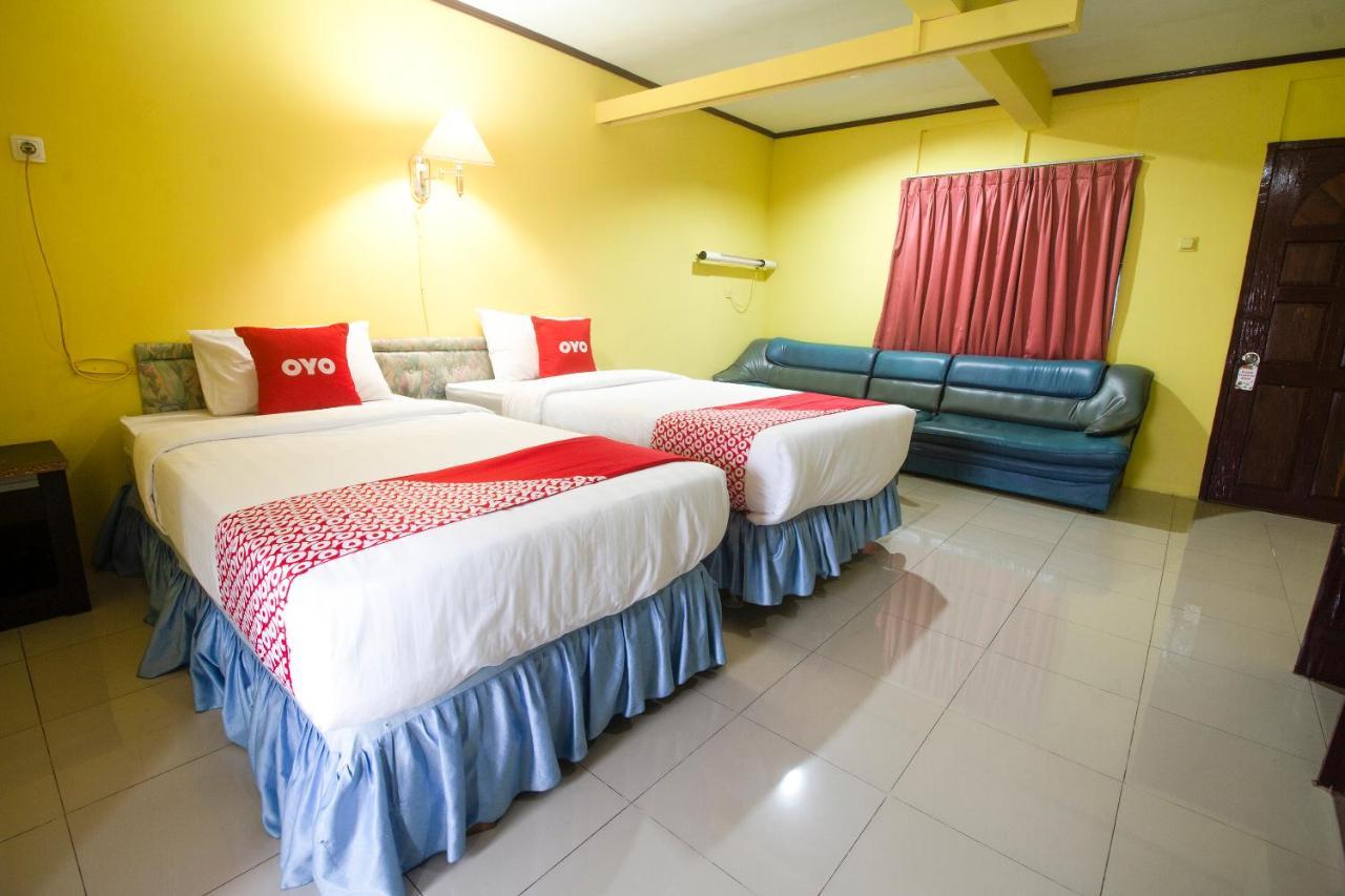 Oyo 3104 Wisata Hotel Ambon Exterior foto